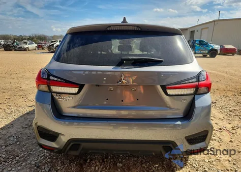 2021 Mitsubishi Outlander Sport Se z USA, uszkodzony, nr VIN JA4APVAU6MU004626